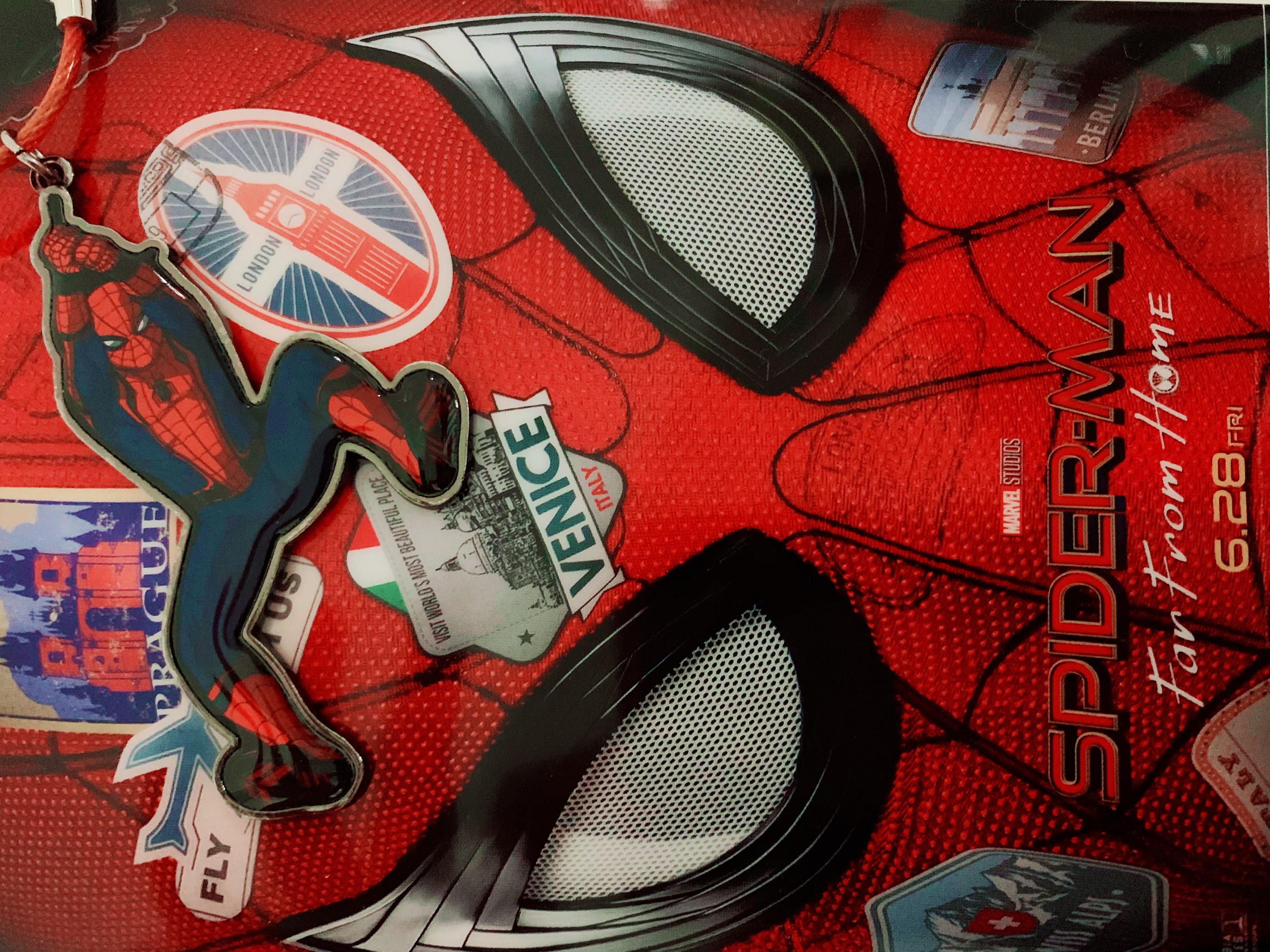 スパイダーマンファイルとキーホルダー